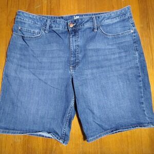 Lee Riders Women's Midrise Bermuda Denim Shorts Size 20 Medium Blue Raw Hem